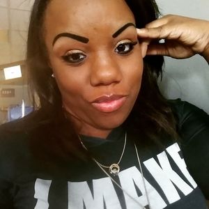 Meet your Posher, Tearria